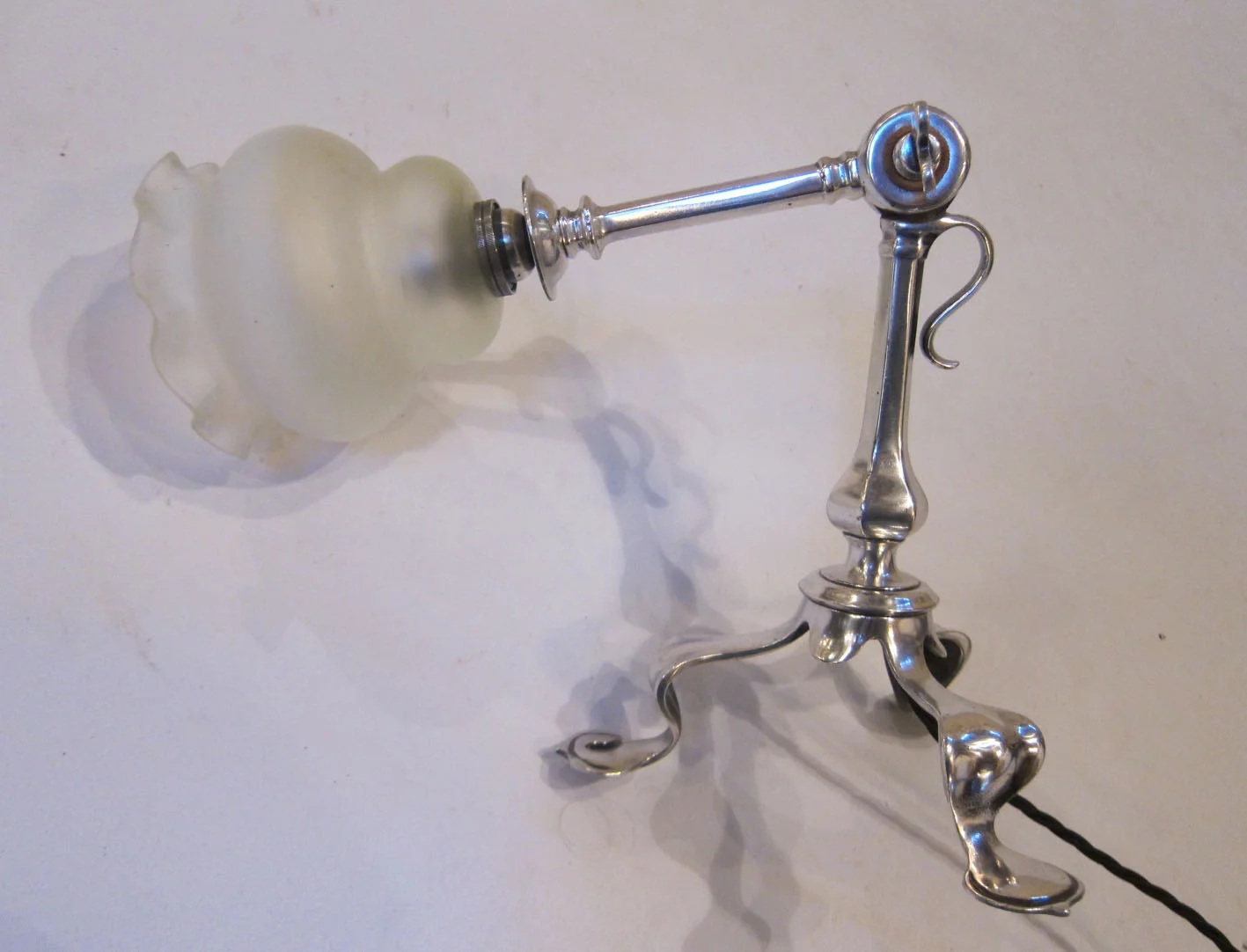 Art Nouveau table light - Exeter Antique Lighting Company